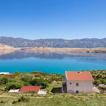 Apartment 1 Bedroom Stunning In Bosana *