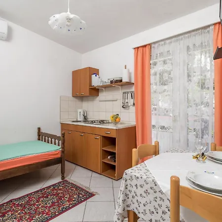 1 Bedroom Cozy In Bosana Stan Trigraci