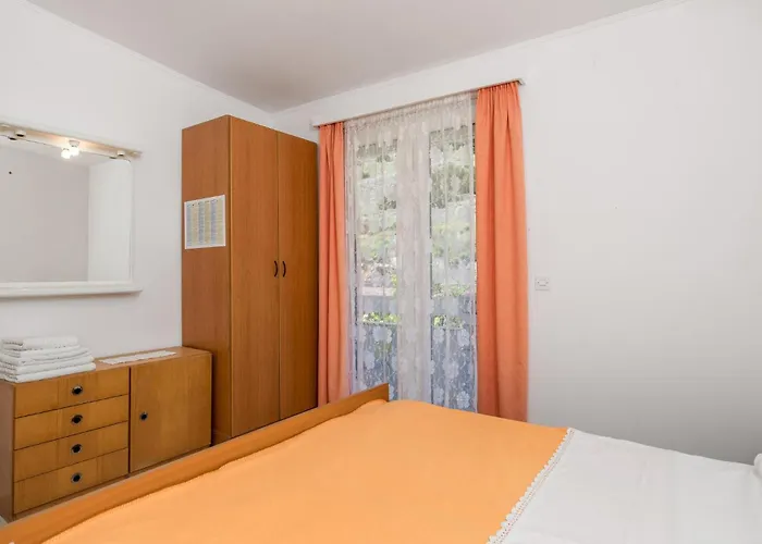 1 Bedroom Stunning In Bosana *