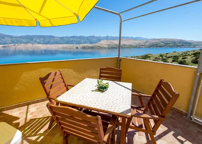 1 Bedroom Stunning In Bosana * Kolan
