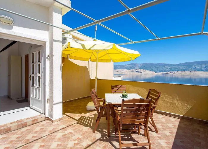 Appartement 1 Bedroom Stunning In Bosana Kolan