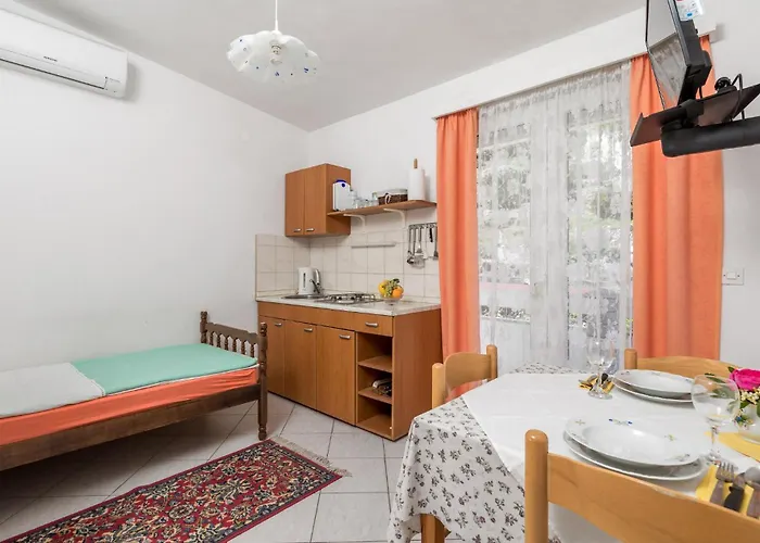 1 Bedroom Stunning In Bosana Kolan